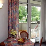 Haus Usedom 호텔 쾰핀제