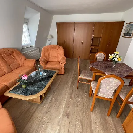 Haus Usedom Ferienwohnungen Mit Fruehstuecks-Restaurant Hotel