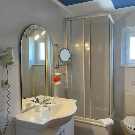 Hotel Haus Usedom Kölpinsee