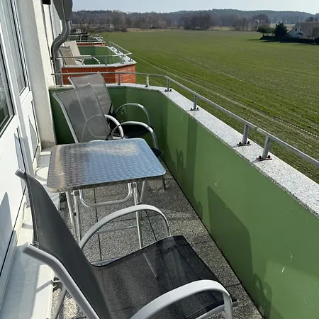 Haus Usedom Ferienwohnungen Mit Fruehstuecks-Restaurant Kolpinsee