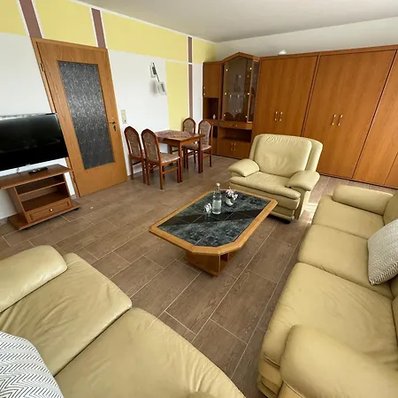 Haus Usedom Ferienwohnungen Mit Fruehstuecks-Restaurant 4*