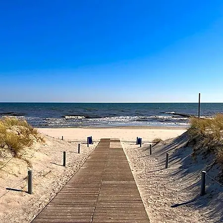 Haus Usedom Ferienwohnanlage Mit Fruehstuecks-restaurant Gegenueber Im Seeschloesschen 4* Kolpinsee