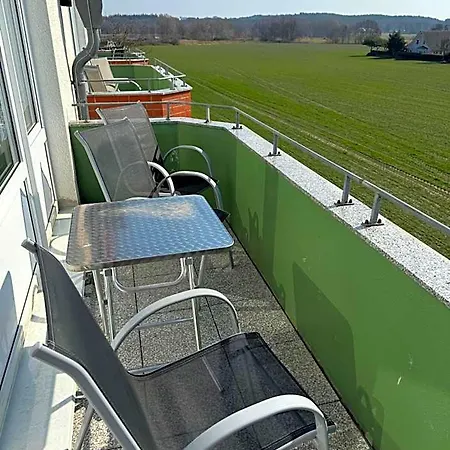 Hotel Haus Usedom Ferienwohnanlage Mit Fruehstuecks-restaurant Gegenueber Im Seeschloesschen