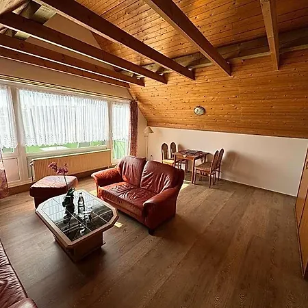 Haus Usedom Ferienwohnanlage Mit Fruehstuecks-restaurant Gegenueber Im Seeschloesschen 4* Kolpinsee