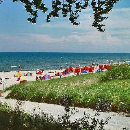 Hotel Haus Usedom Ferienwohnungen Mit Fruehstuecks-Restaurant 4*